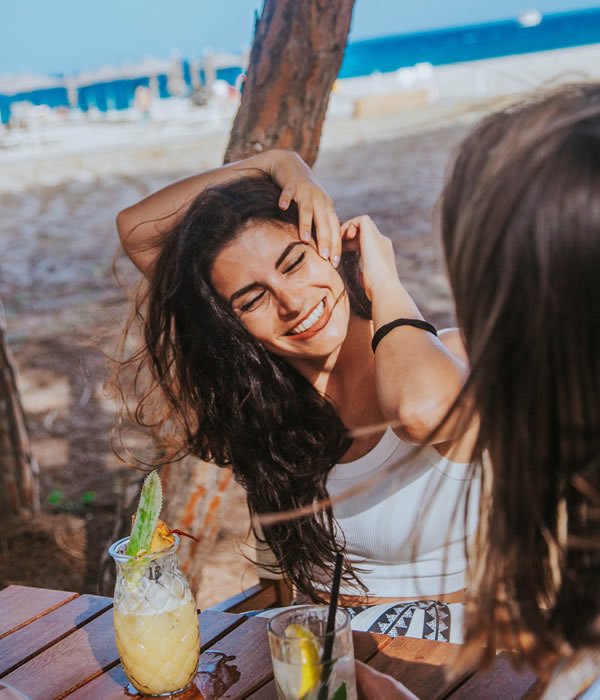 hotel corte bianca adults only ogliastra sardegna aperitivo in spiaggia